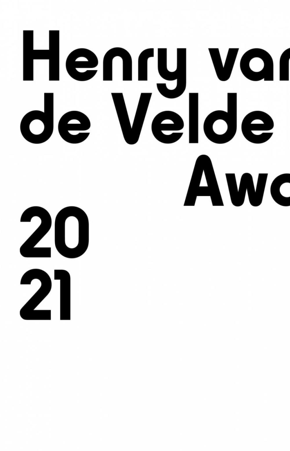 Harnas Het strand Mooie vrouw LUCA in de prijzen tijdens uitreiking Henry Van de Velde Awards 2021 | LUCA